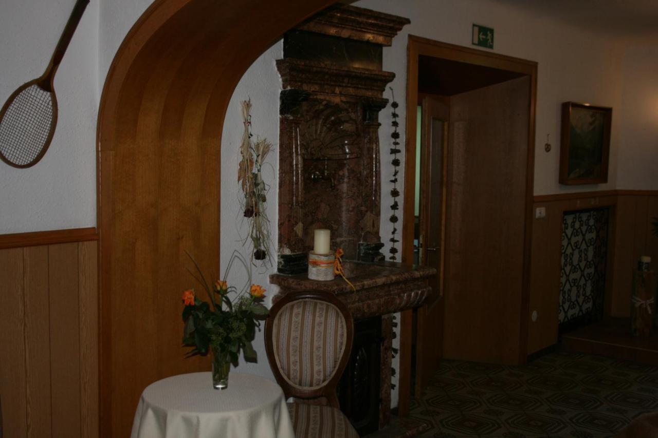 Gasthaus-Pension Schwarzer Graf Віндішгарстен Екстер'єр фото